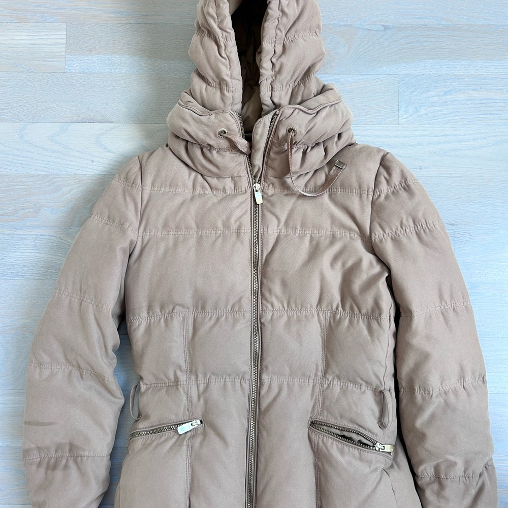 Zara Gold / Tan Down Puffer Coat Women’s size S, detachable hood